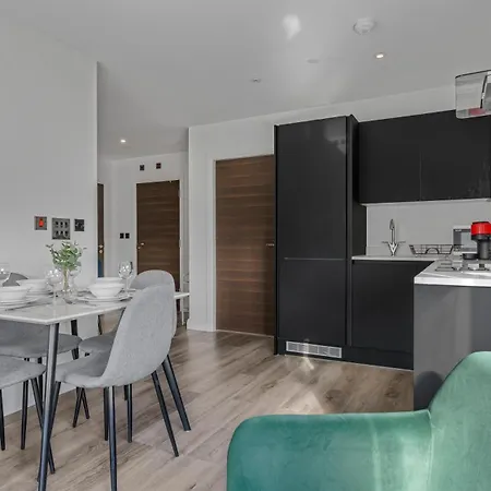 Cosy Luxury 2 Bedroom Near Nec & Airport Apartment Birmingham